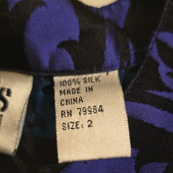 Chico's DESIGN Silk Black and Blue 3/4 Sleeve Button Down Blouse - Picture 3 of 15